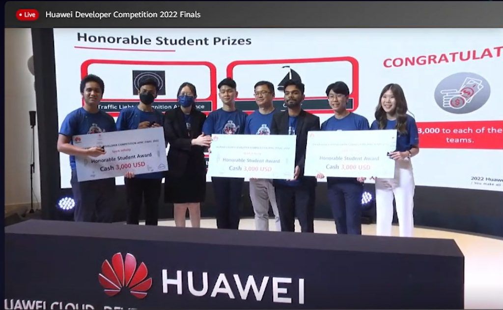 ขอแสดงความยินดีกับนิสิตที่รับรางวัล  Honorable Student Award ของ HUAWEI - รูปภาพที่ 4