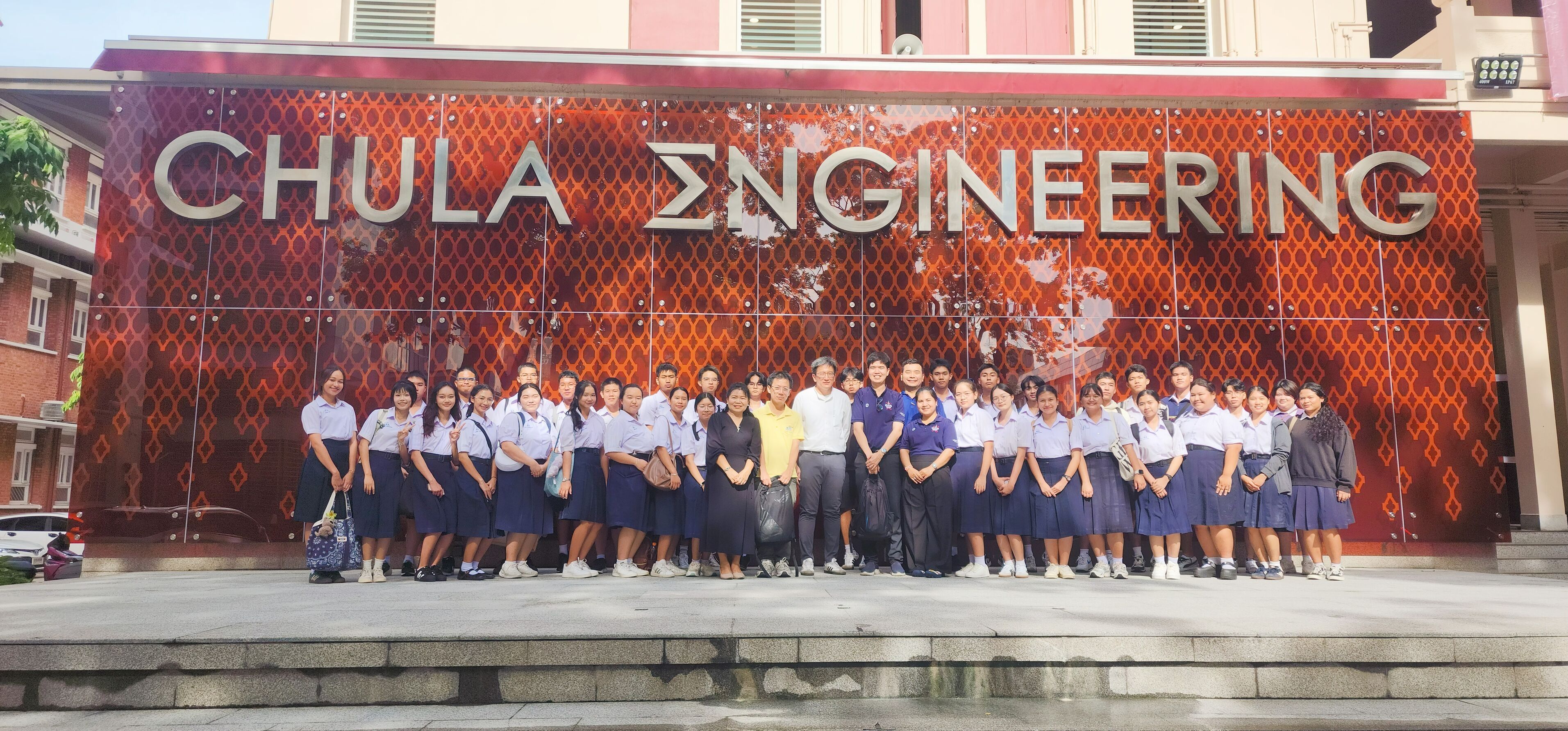🥳ภาควิชาวิศวกรรมคอมพิวเตอร์ให้การต้อนรับคณะอาจารย์และนักเรียนจากโรงเรียนสุราษฎร์ธานีเข้าเยี่ยมชมภาควิชาวิศวกรรมคอมพิวเตอร์ - รูปภาพที่ 3