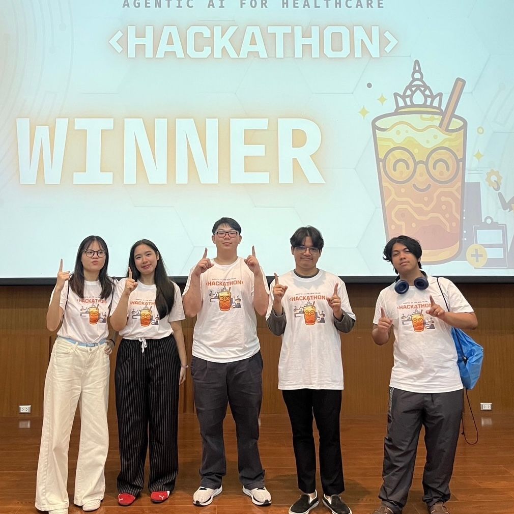 ภาควิชาวิศวกรรมคอมพิวเตอร์ คณะวิศวกรรมศาสตร์ จุฬาลงกรณ์มหาวิทยาลัย ขอร่วมแสดงความยินดีกับนิสิตที่คว้ารางวัล ชนะเลิศอันดับ 1 และ รางวัลชมเชย จากการแข่งขัน Agentic AI for Healthcare Hackathon ซึ่งจัดขึ้นระหว่างวันที่ 31 กรกฎาคม – 2 สิงหาคม 2568 ณ CMKL University - รูปภาพที่ 6
