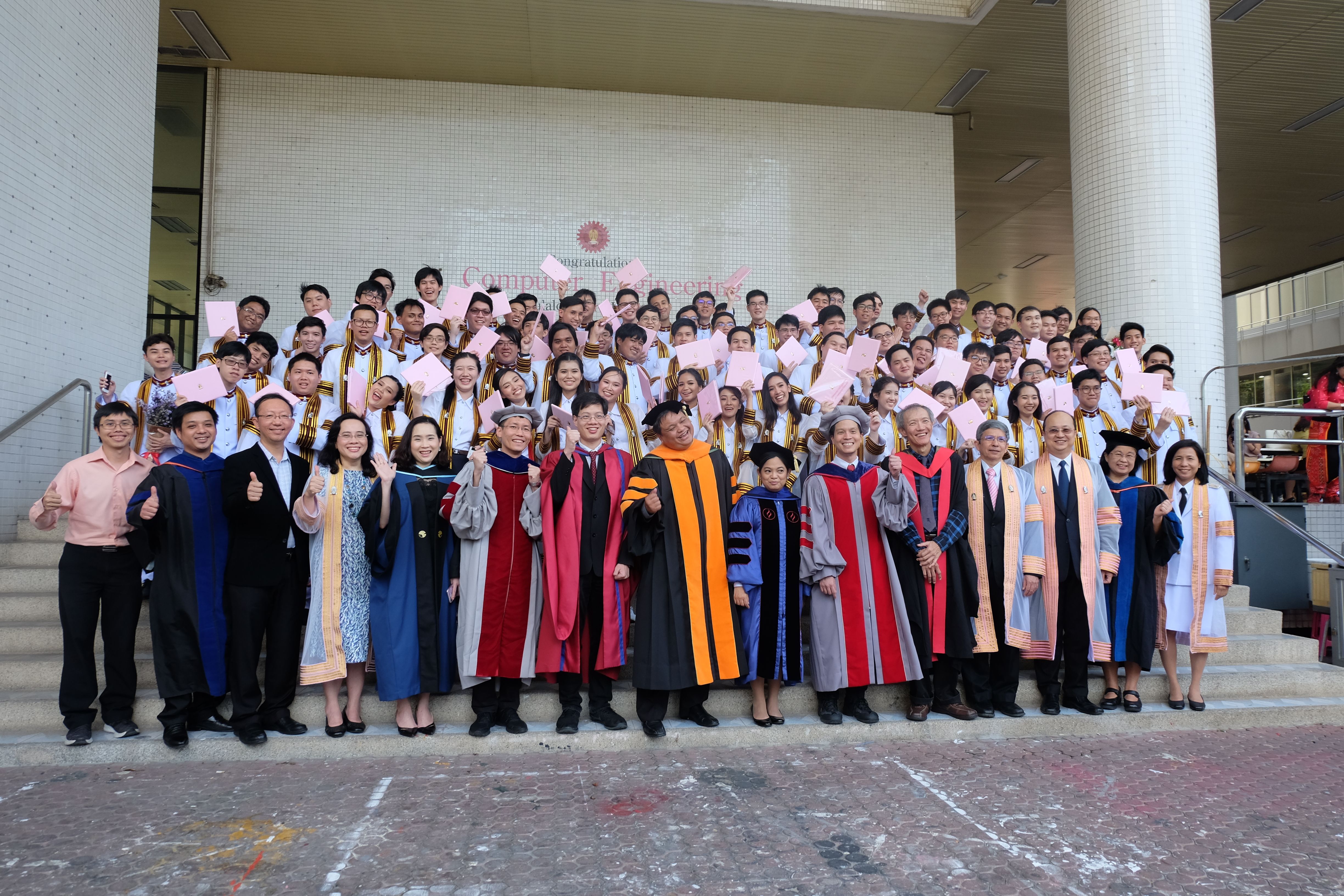ภาควิชาวิศวกรรมคอมพิวเตอร์ขอแสดงความยินดีกับบัณฑิตทุกท่าน - รูปภาพที่ 5