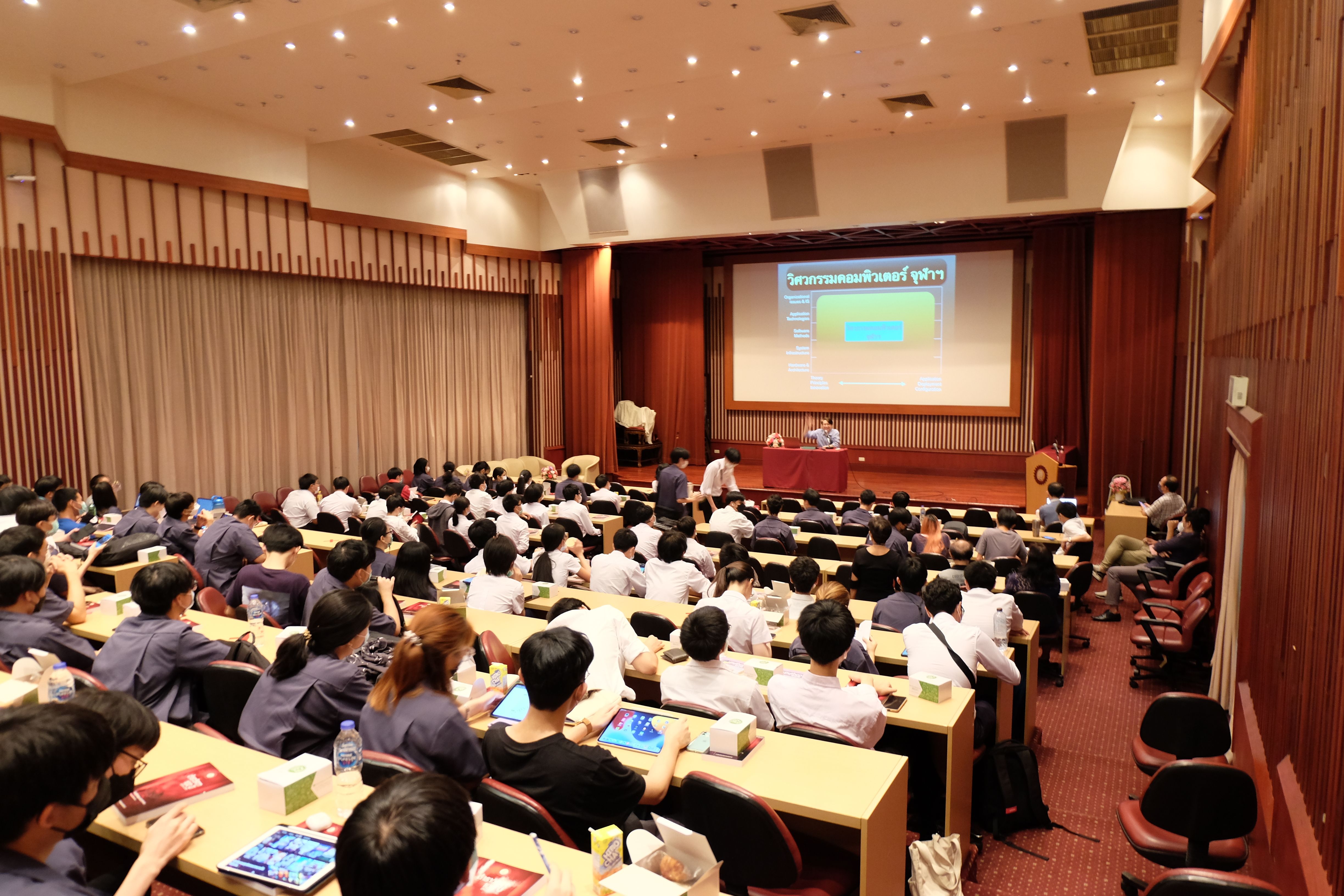 เก็บตกภาพบรรยากาศงานปฐทนิเทศนิสิต ระดับปริญญาตรี