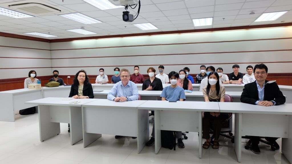 ภาพบรรยากาศ การบรรยายในหัวข้อ “Requirements Engineering for Modern Systems” โดย Prof. Bertrand Meyer จาก Constructor Institute, Schaffhausen, Switzerland - รูปภาพที่ 6