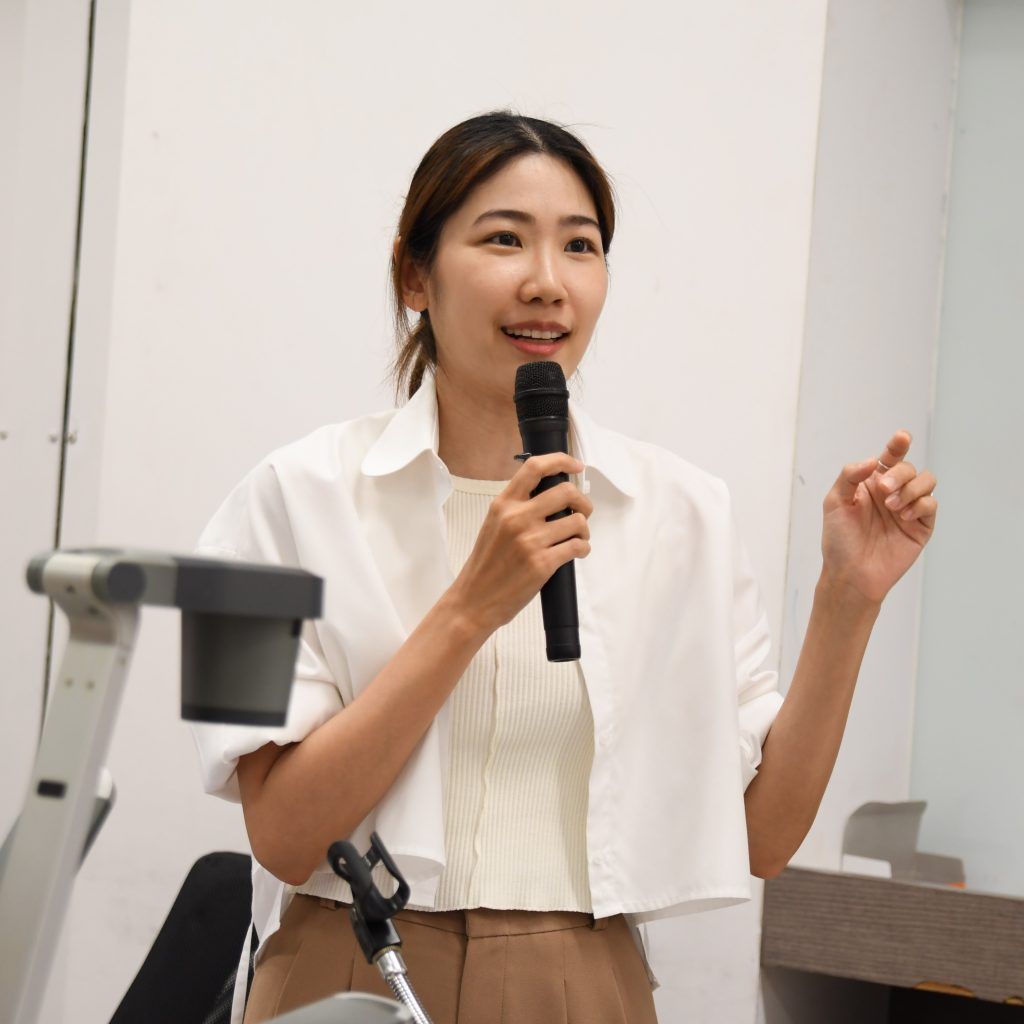 ??? ประมวลภาพงานกิจกรรม Friday Activities (สัปดาห์ที่ 11 )??? - รูปภาพที่ 2