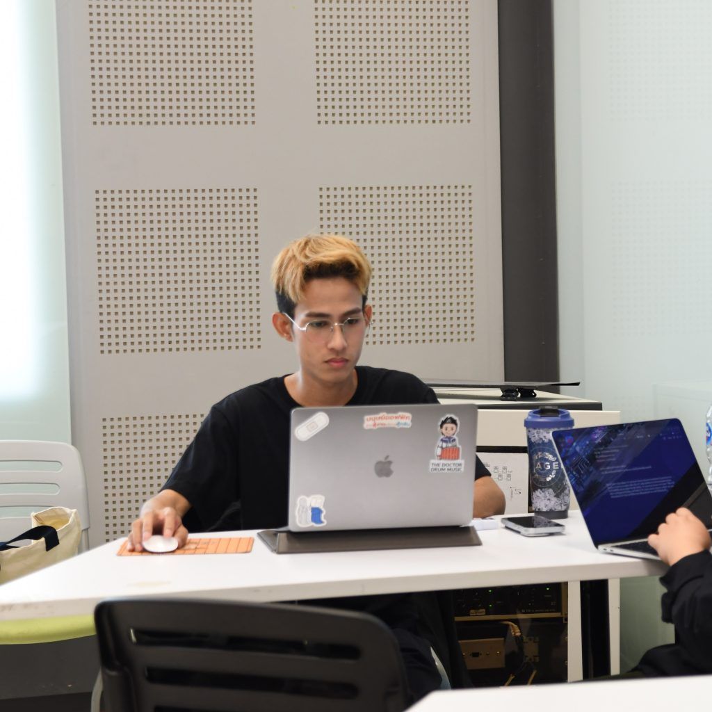 ??? ประมวลภาพงานกิจกรรม Friday Activities (สัปดาห์ที่ 3 )??? - รูปภาพที่ 4