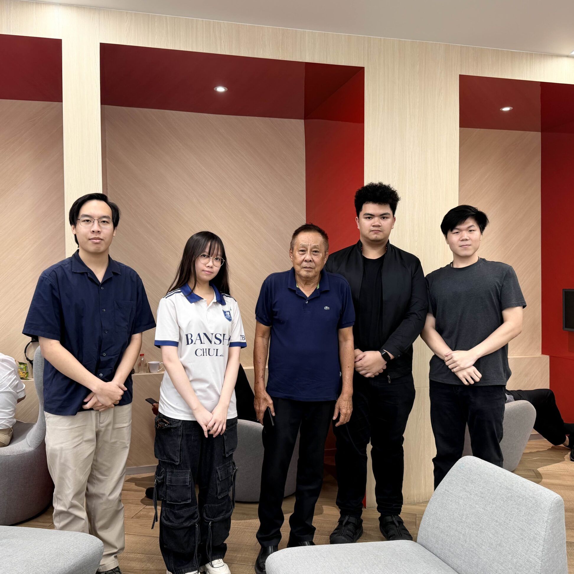 ภาควิชาวิศวกรรมคอมพิวเตอร์ขอแสดงความยินดีกับนิสิตที่คว้ารางวัลชนะเลิศอันดับ 1 ในงาน Spark Hack : Creating a Sustainable Future for All ในหัวข้อ นวัตกรรมการป้องกันประเทศ (Defense Innovations) - รูปภาพที่ 4