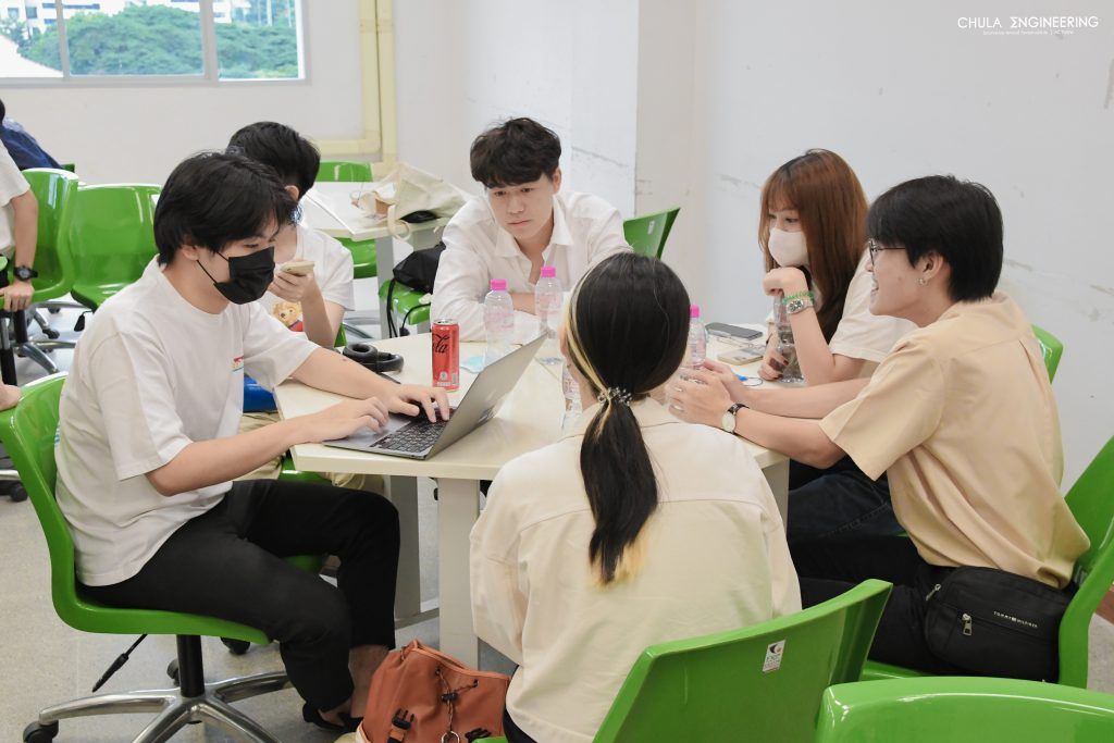 ภาพบรรยากาศวันสุดท้ายของงานกิจกรรม Design Thinking ร่วมกับ ทีมวิทยากร จาก ธนาคารกรุงเทพ - รูปภาพที่ 6
