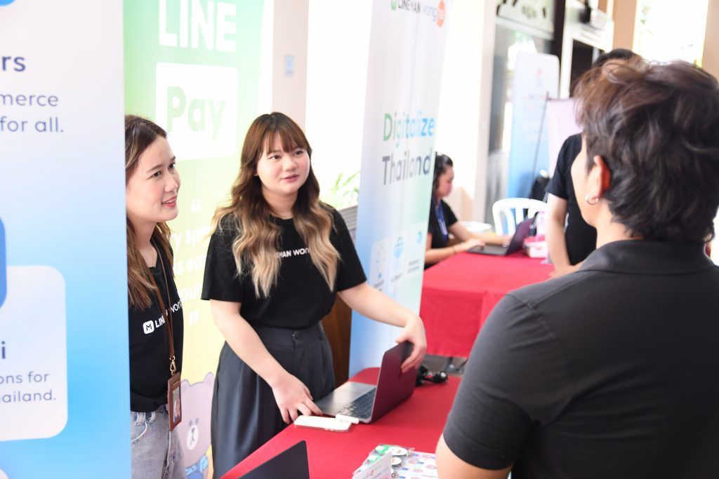 ประมวลภาพกิจกรรม : งาน Hello Computer Engineering World 2025 ในหัวข้อ“Inspirations and Unique Journeys of Computer Engineers: Achieving Success in Diverse Fields” - รูปภาพที่ 2