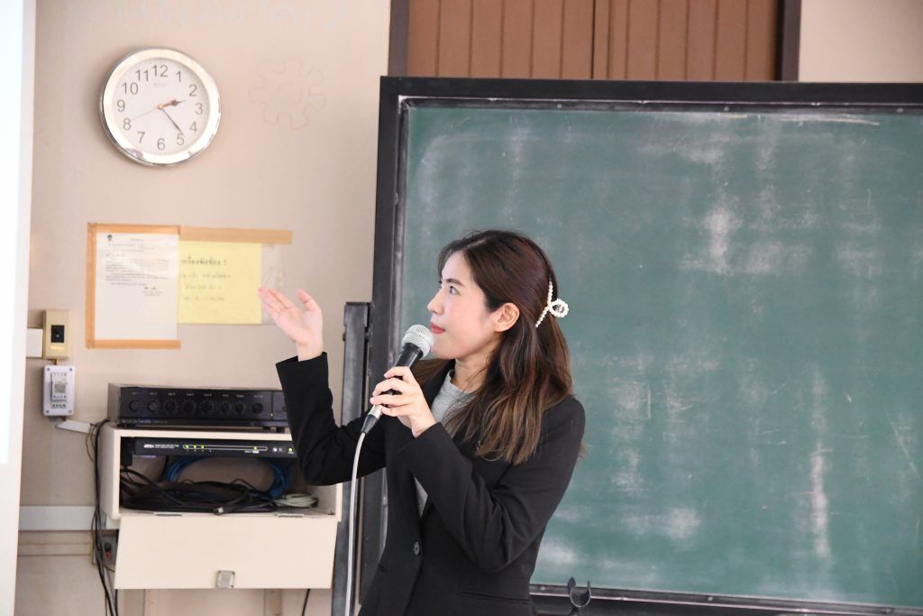 ?ภาควิชาวิศวกรรมคอมพิวเตอร์ต้อนรับคณะอาจารย์และนักเรียนจากโรงเรียนสาธิต มศว.ประสานมิตรและโรงเรียนเบญจมราชรังสฤษฎิ์ จ.ฉะเชิงเทรา? - รูปภาพที่ 3