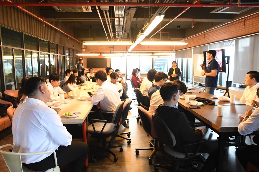 รูปงานปัจฉิมนิเทศบัณฑิต ระดับบัณฑิตศึกษา ภาควิชาวิศวกรรมคอมพิวเตอร์ ปีการศึกษา 2567 - รูปภาพที่ 5