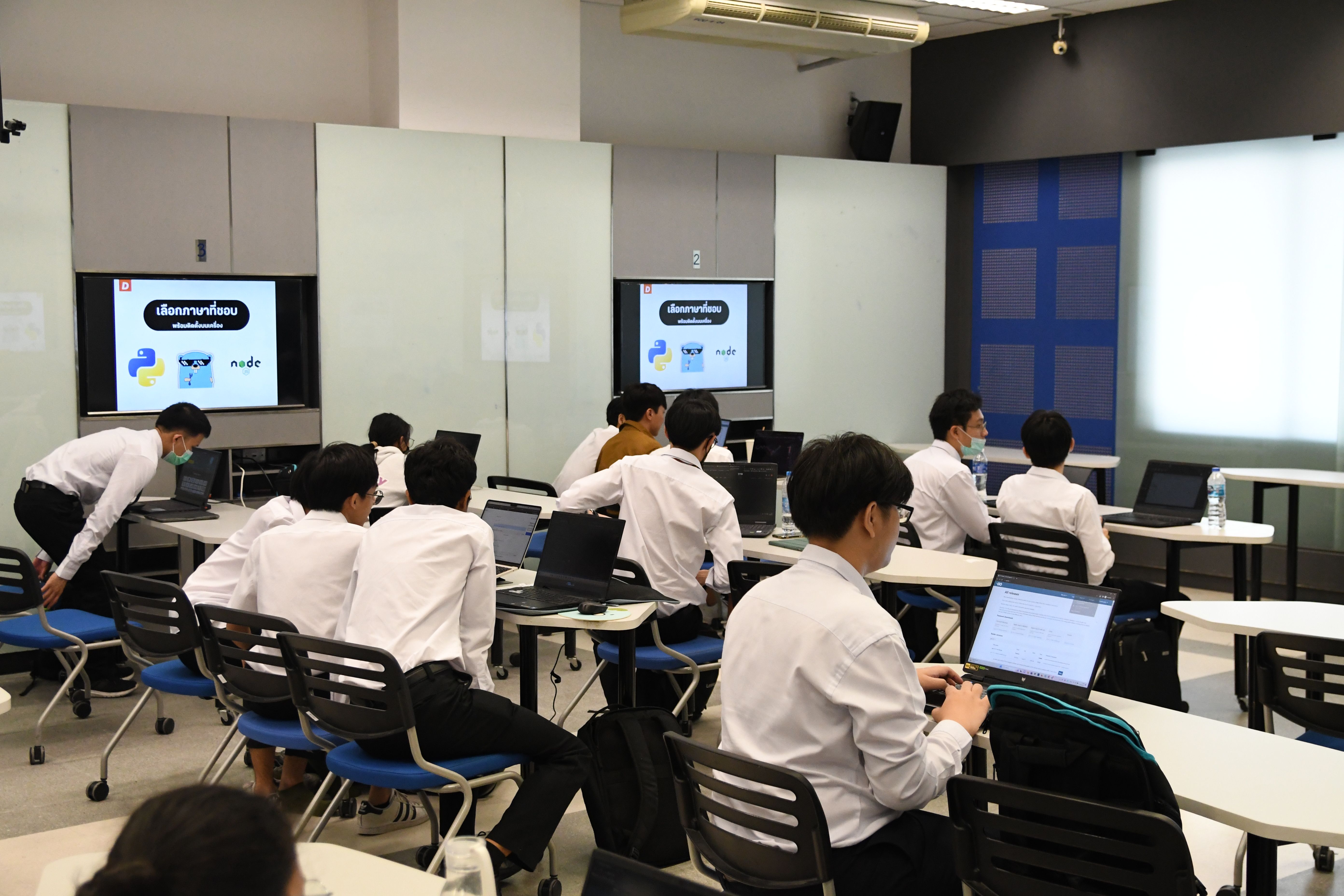 ประมวลภาพงานกิจกรรม Friday Activities (สัปดาห์ที่ 6 )