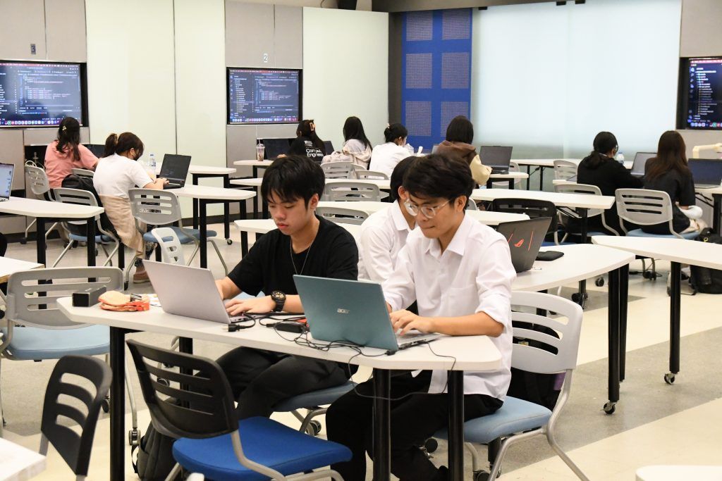 ประมวลภาพงานกิจกรรม Friday Activities วันศุกร์ ที่ 20 ตุลาคม 2566 - รูปภาพที่ 2