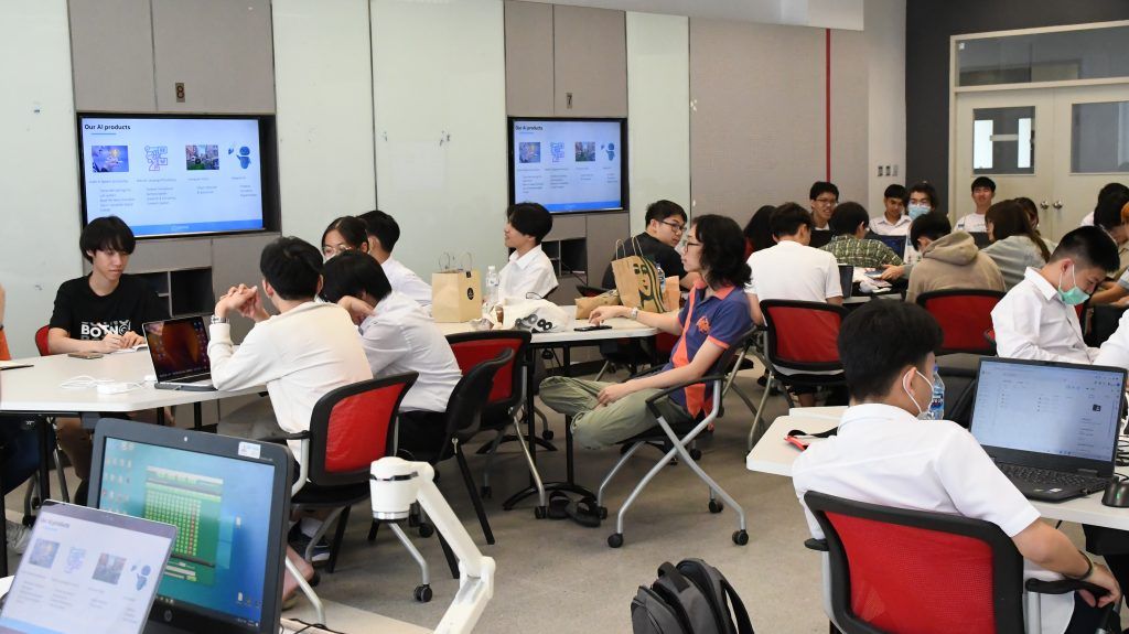 ?ประมวลภาพงานกิจกรรม Friday Activities ( สัปดาห์ที่ 2 )เมื่อวันศุกร์ ที่ 19 มกราคม 2567 ( ที่ผ่านมา )ในสัปดาห์นี้ มีถึง 3 สถานประกอบการ ? - รูปภาพที่ 2