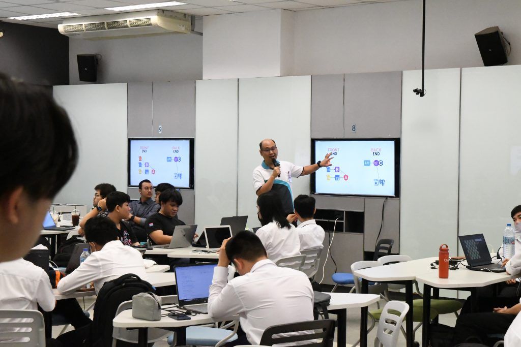 ?ประมวลภาพงานกิจกรรม Friday Activities ( สัปดาห์ที่ 3 )? - รูปภาพที่ 3