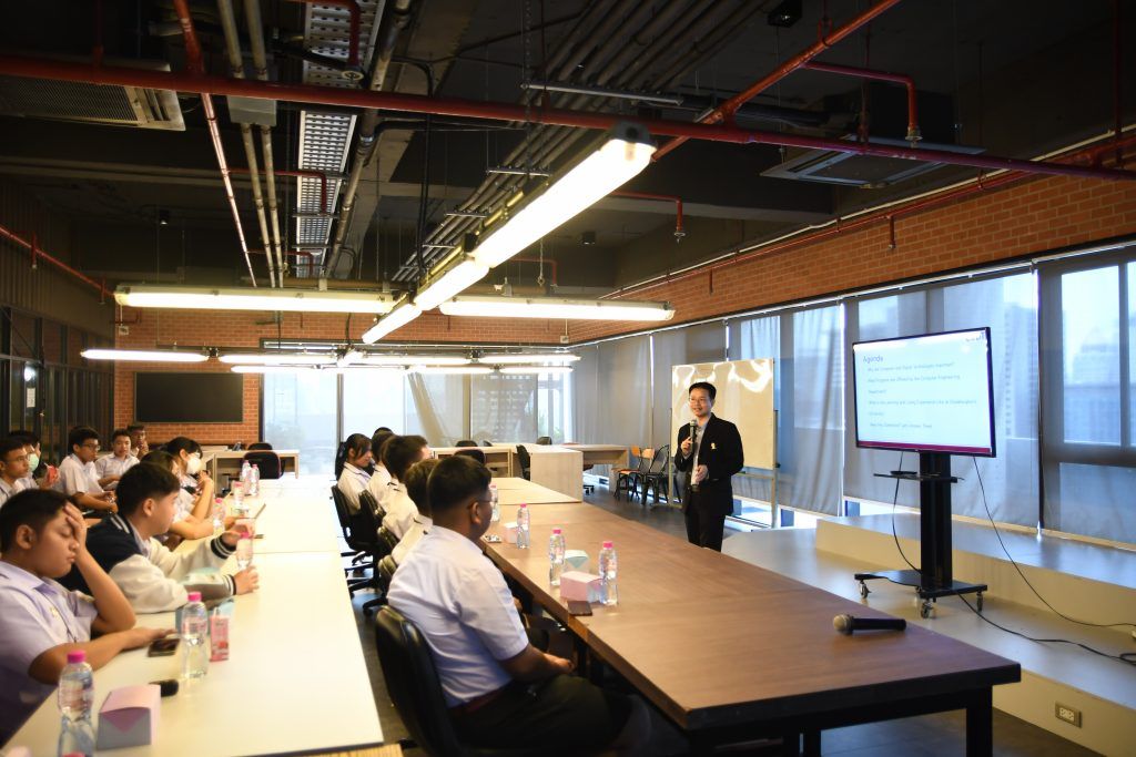 ?ภาควิชาวิศวกรรมคอมพิวเตอร์ต้อนรับคณะอาจารย์และนักเรียนจากโรงเรียนเตรียมอุดมศึกษาน้อมเกล้า เข้าเยี่ยมชมภาควิชาวิศวกรรมคอมพิวเตอร์? - รูปภาพที่ 5