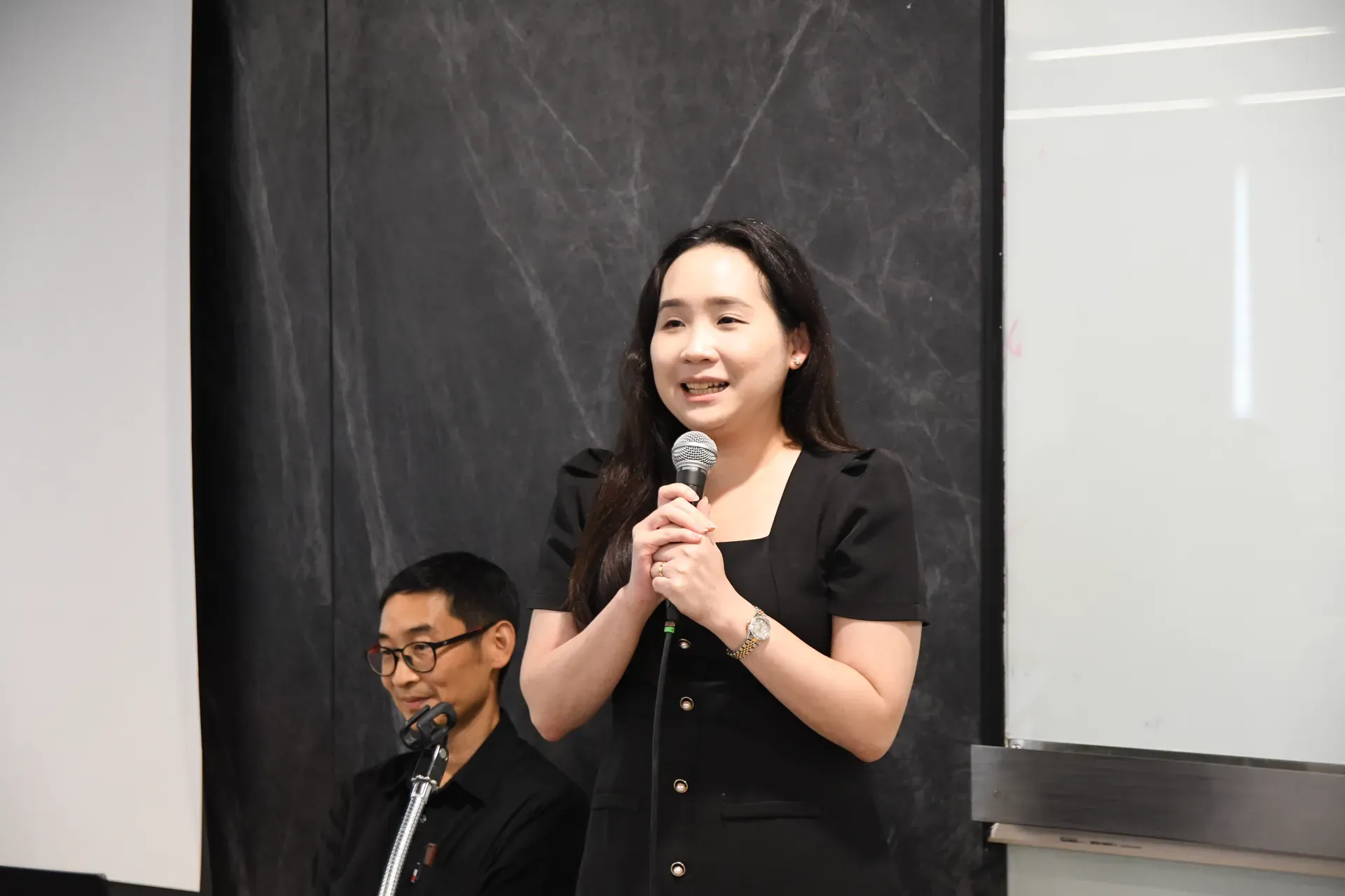 ภาพบรรยากาศงานปฐมนิเทศบัณฑิตศึกษาภาควิชาวิศวกรรมคอมพิวเตอร์ ภาคต้น 2569 - รูปภาพที่ 5