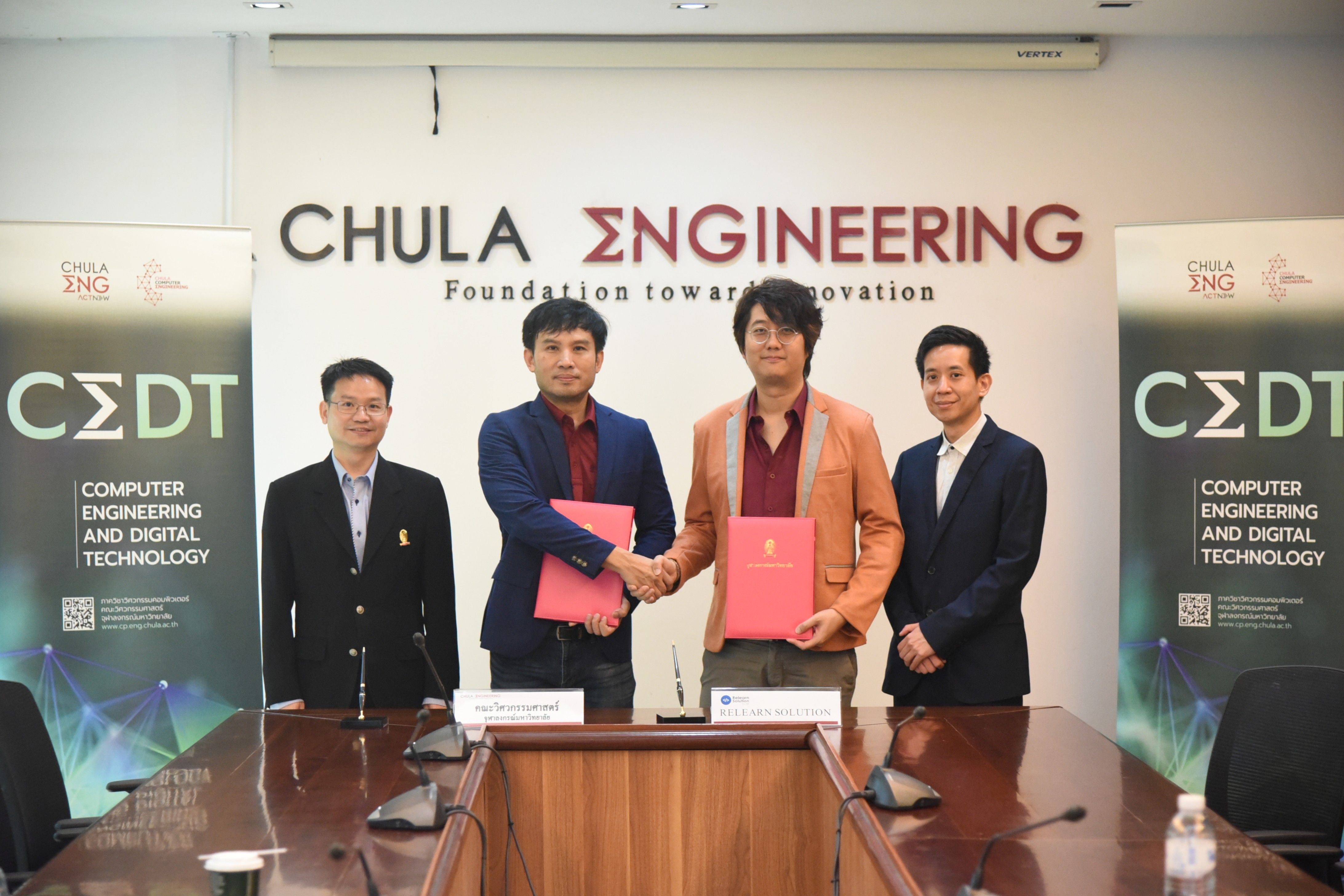 ภาควิชาวิศวกรรมคอมพิวเตอร์ คณะวิศวกรรมศาสตร์ จุฬาลงกรณ์มหาวิทยาลัย จับมือกับ รีเลิร์น โซลูชั่น ยกระดับรูปแบบการเรียนรู้ เพื่อเตรียมนิสิต CEDT ให้พร้อมสู่เส้นทางอาชีพด้านดิจิทัลด้วยทักษะและความมั่นใจ
