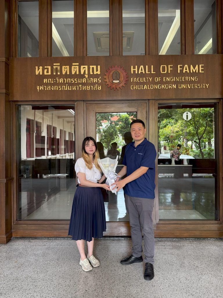 ? ?ผู้บริหาร Huawei และทีมงาน ได้ร่วมแสดงความยินดีกับ น.ส.วิชาดา ชัยประเสริฐสุด หรือ น้องเคอซา ที่ได้รับ ประกาศเกียรติคุณและรางวัล จากการทำกิจกรรมต่างๆ ในฐานะ Huawei Cloud Student Ambassador? ? - รูปภาพที่ 3