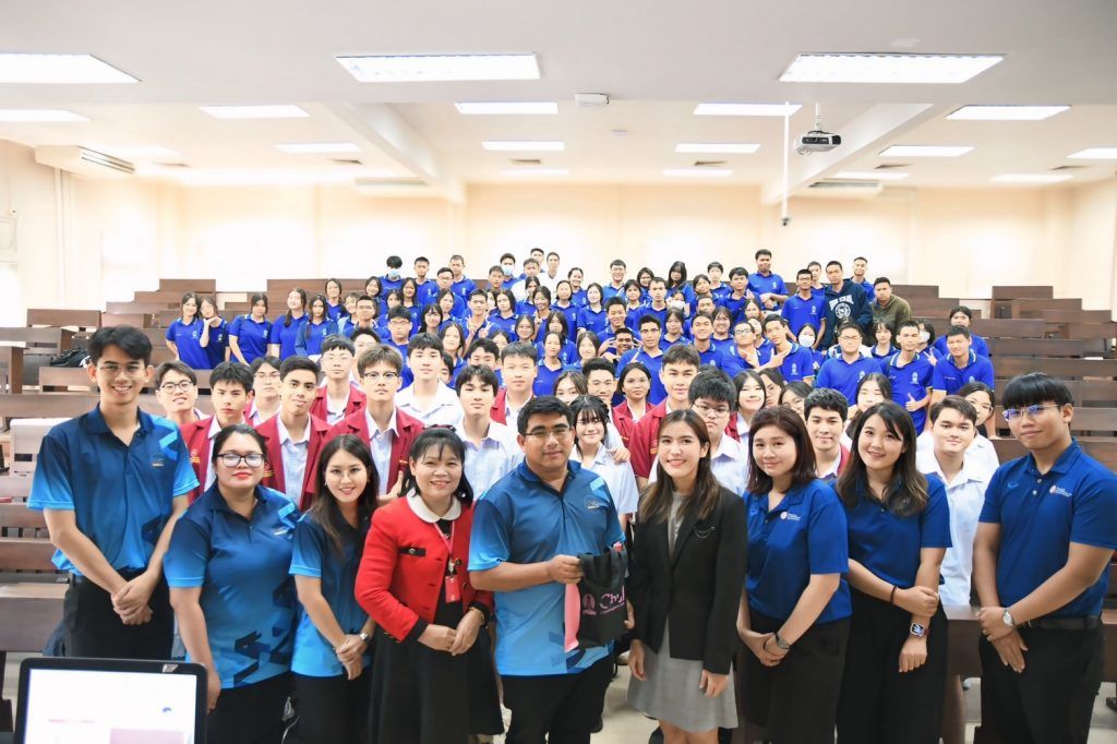 ?ภาควิชาวิศวกรรมคอมพิวเตอร์ต้อนรับคณะอาจารย์และนักเรียนจากโรงเรียนสาธิต มศว.ประสานมิตรและโรงเรียนเบญจมราชรังสฤษฎิ์ จ.ฉะเชิงเทรา? - รูปภาพที่ 2